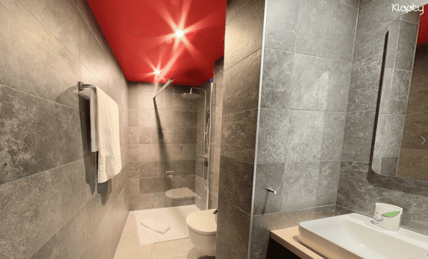 Charming Furnished Studio in Geneva's Prime Location (Cornavin district) 4