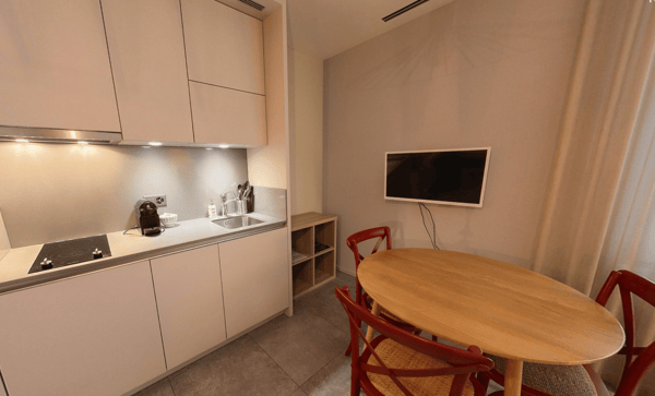 Charming Furnished Studio in Geneva's Prime Location (Cornavin district) 3