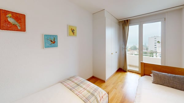 Spacious 2-Bed,2 Bath Apartment with Parking, Balcony and Lake View! 15