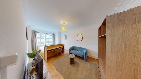 Charming furnished studio with balcony in Geneva Plainpalais 1