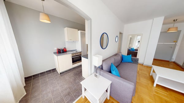 Lovely 1-bed with Balcony in Geneva's Charmilles District 5