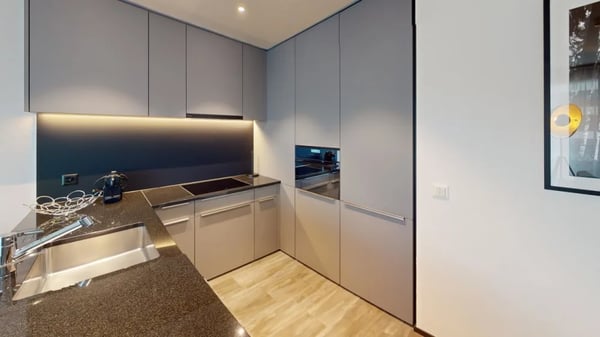 Stylish Furnished 2-Room Apartment with Balcony 7