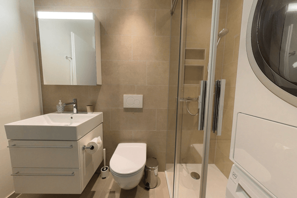 Large and Comfortable 1-Bed Furnished Apartment City Center with Utilites  Included 7