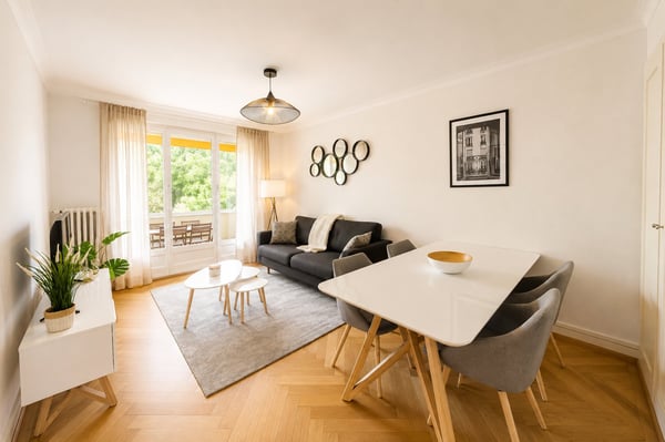 1-Bedroom Furnished Spacious Apartment with Balcony in Geneva! 1