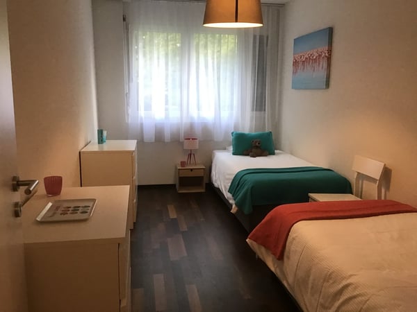 Appartement meublé 4.5p à 3 minutes du lac 6