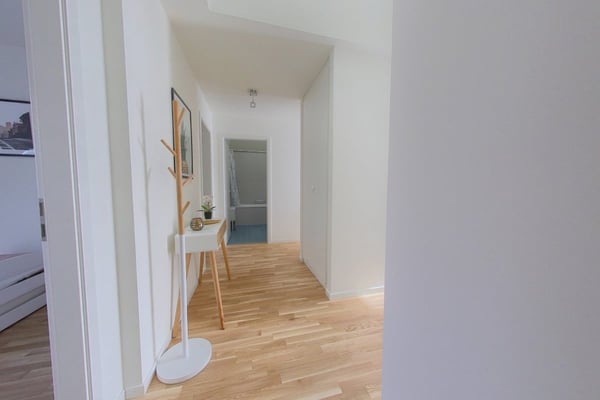 Newly renovated 75 m² 2-bedroom apartment 6