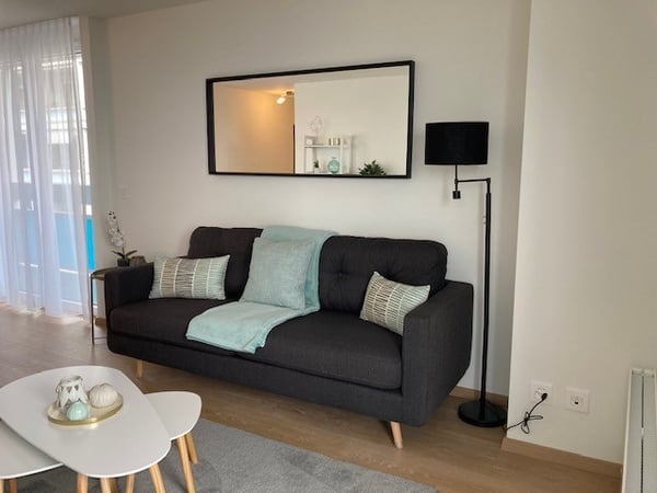 Spacious 85 m² 2-bedroom apartment with lake and mountain views - 3min to lake with parking 13