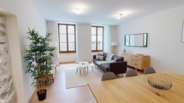 Elegant & Very Central 2 Bedroom Apartment with Stunning Brick Features 2