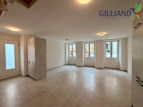 Appartement en triplex de 4.5 pièces au centre-ville de Payerne 2