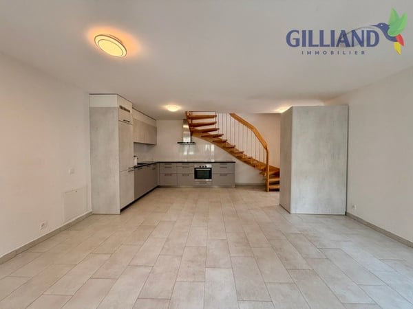 Appartement en triplex de 4.5 pièces au centre-ville de Payerne 3