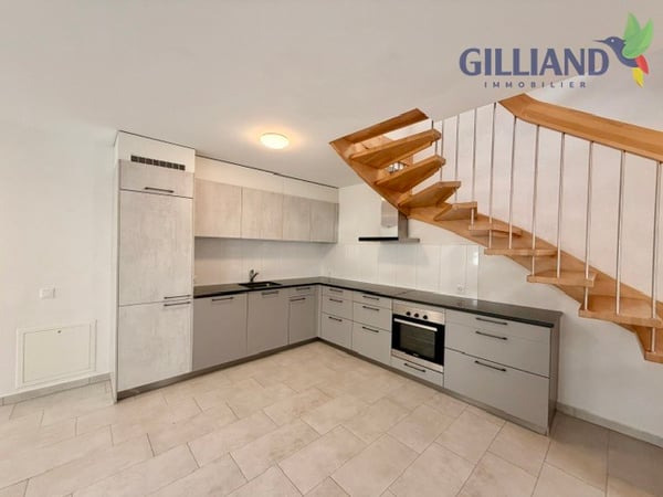 Appartement en triplex de 4.5 pièces au centre-ville de Payerne 4
