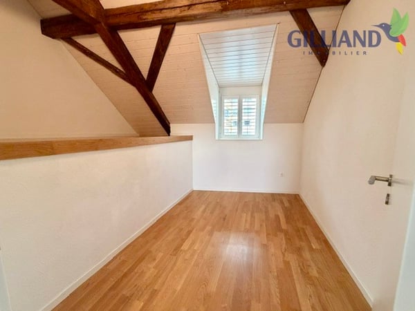 Appartement en triplex de 4.5 pièces au centre-ville de Payerne 10