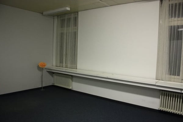 Modernes Büro im 1. Obergeschoss in Zofingen – 17 m² 4