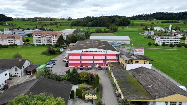 Gewerbefläche ab 343 m² bis 1'700 m² 4