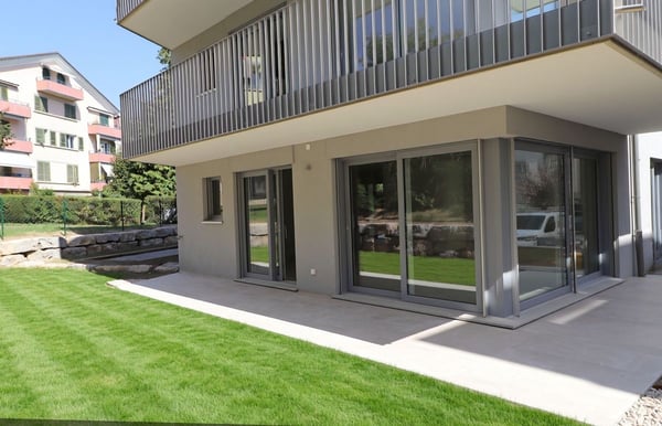 Rare à saisir! Magnifique appartement neuf en rez-jardin, 3 chambres, très proche du centre, quartier sans aucune nuisance! 3