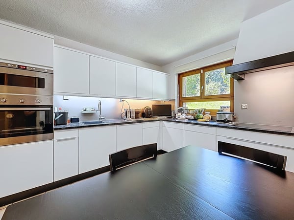 Belle maison fonctionnelle 5.5 pièces à Lausanne - 1000 2