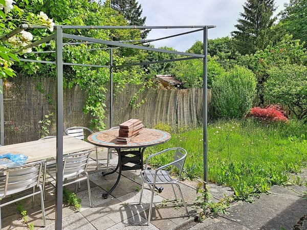 Opportunité rare : maison au centre du bourg de Cossonay avec jardin 8