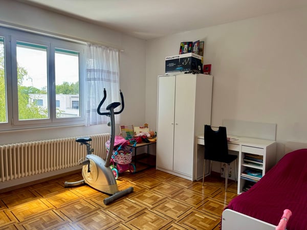 Immeuble résidentiel de 5 appartements avec potentiel de surélévation à Lausanne Chailly 10