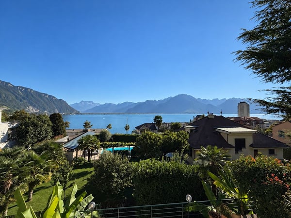 Montreux - Un panorama d'exception pour ce lumineux 2.5 pièces 6