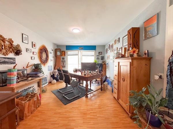 Bureau lumineux loué, parfait pour investissement sûr et rentable 4