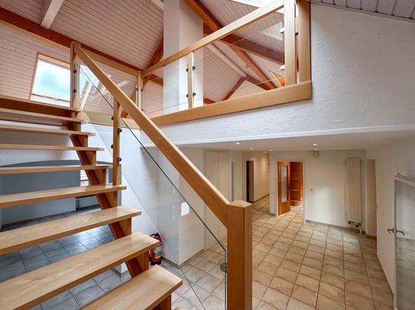 Propriété de 2 logements ainsi qu'une parcelle constructible avec jardin 16