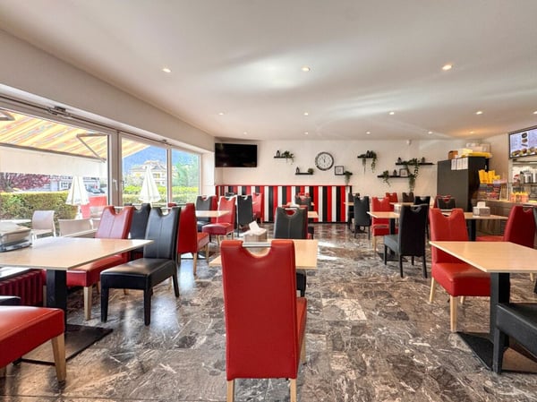 Restaurant pizzeria-kebab - Rendement 6,72 % Brut/annuel ! 2