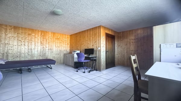 Halles artisanales, déjà louées, et un appartement de 5,5 pièces. 8