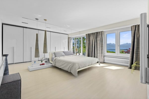 Magnifique appartement de 1.5 pièces avec jardin et piscine privée. 14