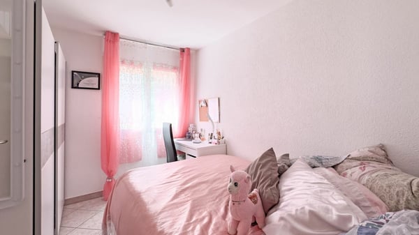 Appartement de 1.5 pièces avec grande terrasse et véranda. 13