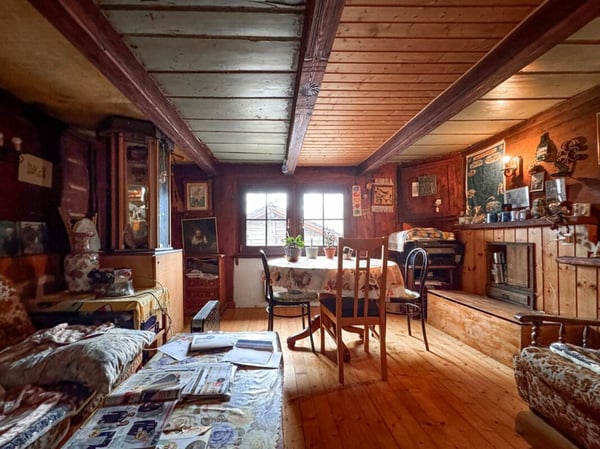 Maison villageoise de 1.5 pièces, sur 3 niveaux. 4