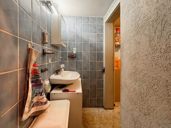 Maison villageoise de 1.5 pièces, sur 3 niveaux. 9