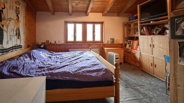 Maison villageoise de 1.5 pièces, sur 3 niveaux. 6