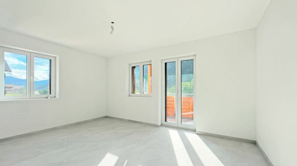 Superbe chalet de 1.5 pièces avec vaste terrain de 3'000 m² (constructible) au coeur de Troistorrents 9