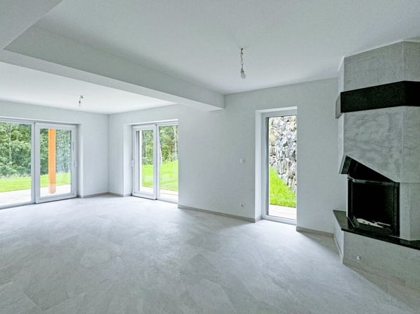 Superbe chalet de 1.5 pièces avec vaste terrain de 3'000 m² (constructible) au coeur de Troistorrents 2