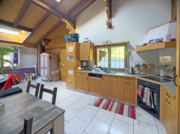 Chalet de 2 logements de 3,5 pièces, loués. 2