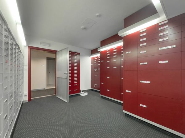 Surface commercial au rez idéalement situé au centre-ville de Monthey. 6