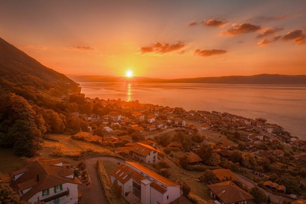 Superbe maison d'architecte avec magnifique vue sur le Lac Léman ! 1