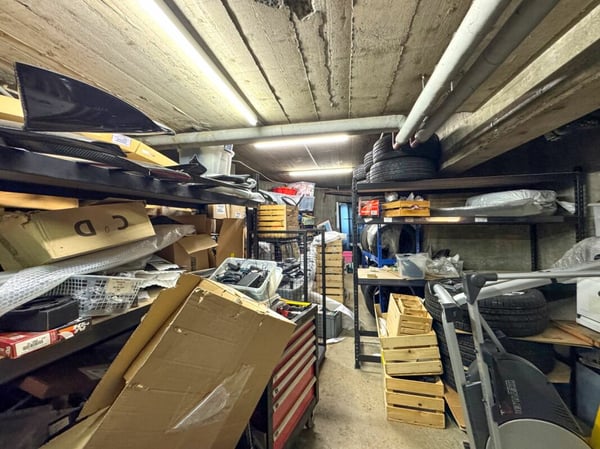 Entrepôt proche du centre-ville. 6