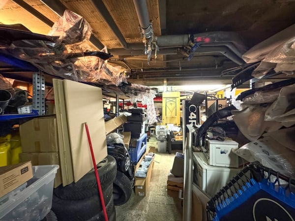 Entrepôt proche du centre-ville. 4