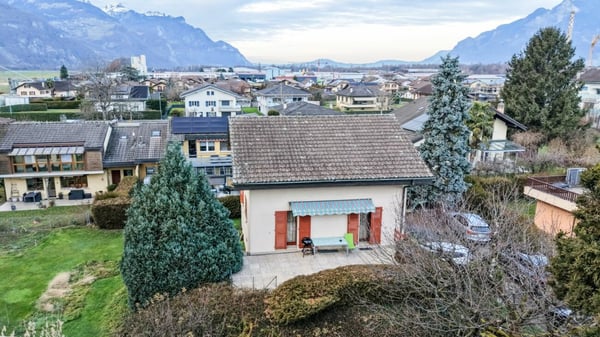 Villa individuelle de 1.5 pièces avec garage. 24