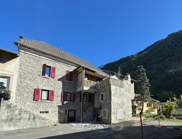 Immeuble de 4 logements. 4