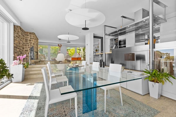 Magnifique appartement de 5,5 pièces avec jardin et piscine privée. 12