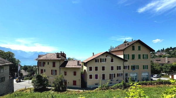 Appartement de 4 pièces avec terrasse et jardin. 8