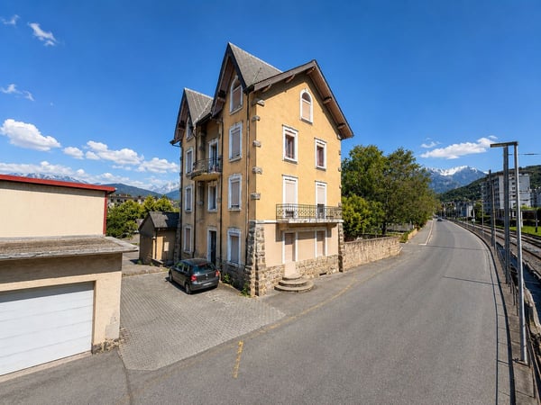 Immeuble de rendement de 4 logements (rendement 4,61 % net). 1