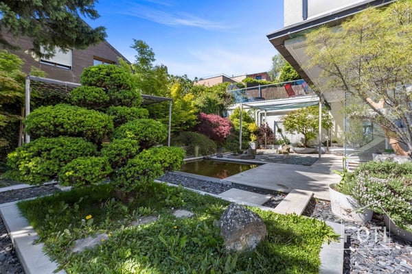 Superbe duplex de standing de 5,5 pièces avec jardin et piscine privée. 6