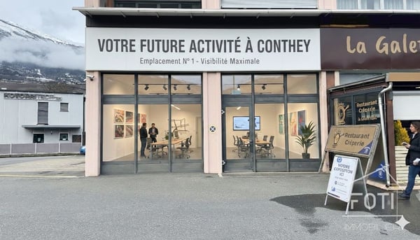 3 premiers mois offerts pour votre vitrine à Conthey ! 1