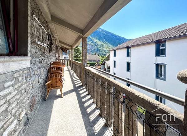 Immeuble de 3 logements loués au rendement de 4,26% garanti et potentiel à 4,93% 12