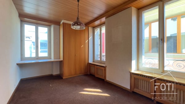 Avenue de la Gare 5 sur la rue piétonne, immeuble mixte avec rendement potentiel de 5,94% 10
