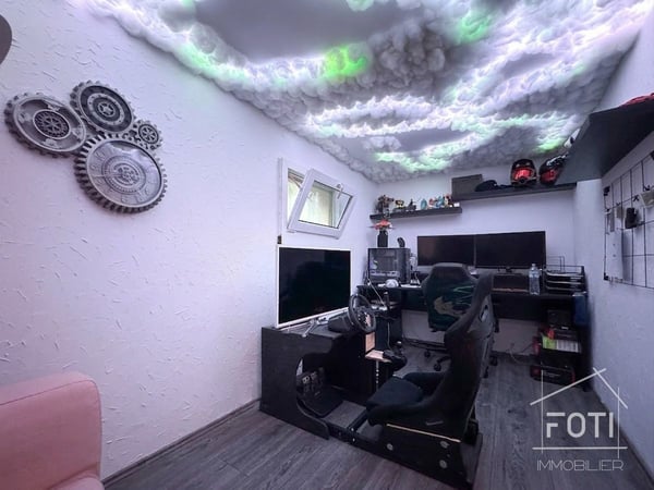 Maison jumelée de 6,5 pièces, avec belle vue panoramique. 10