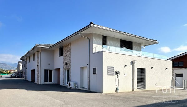 Ensemble de 2 villas, avec piscine ! 2